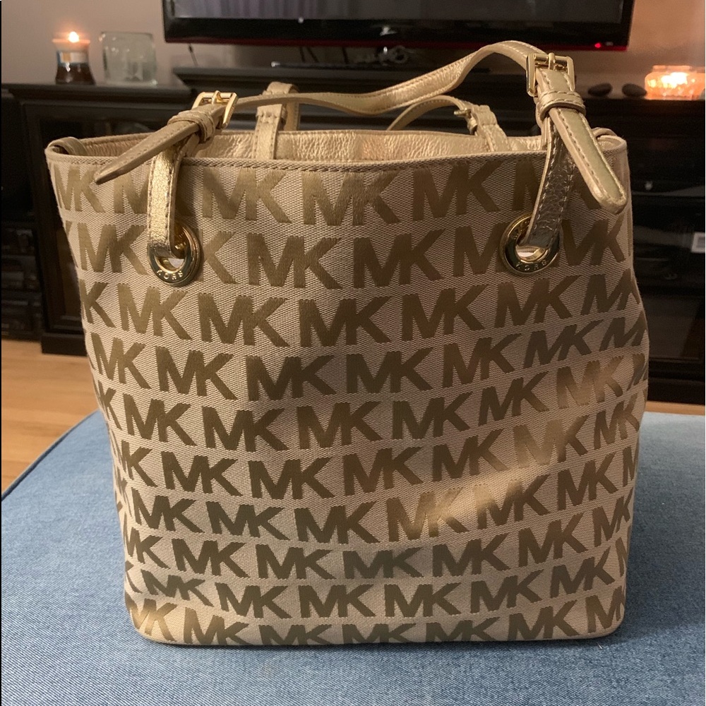 Michael Kors Signature Gold Jet Set Tote